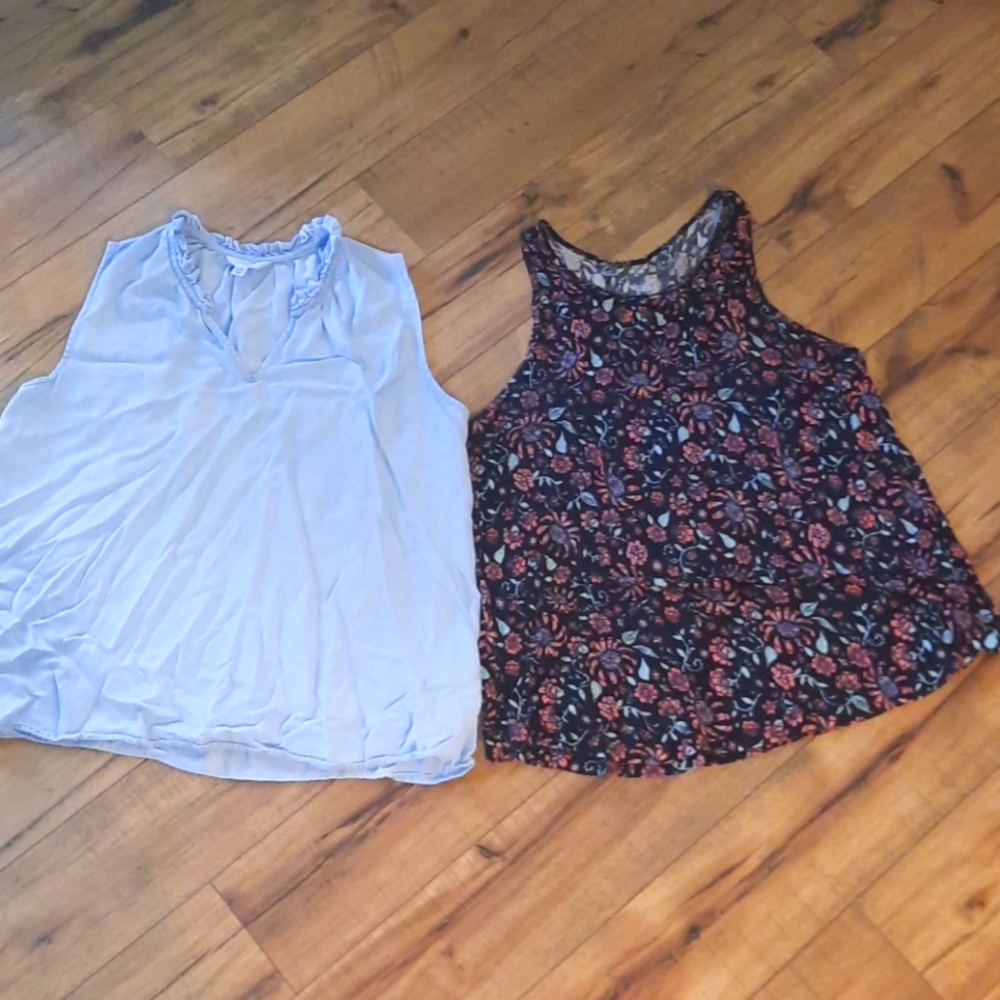 2 Tank Tops